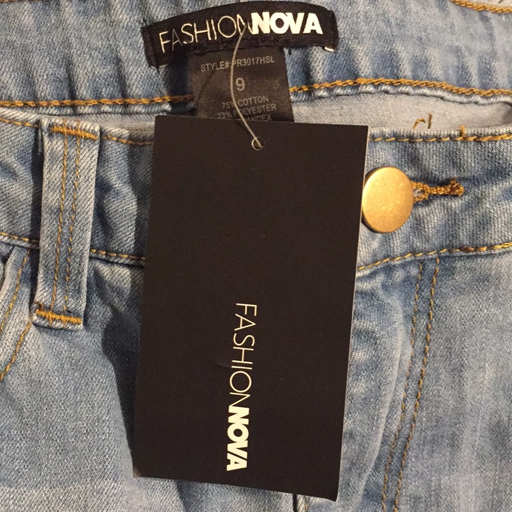 Fashion Nova Hannah High Rise Jeans Light Blue 9 - Picture 12 of 13